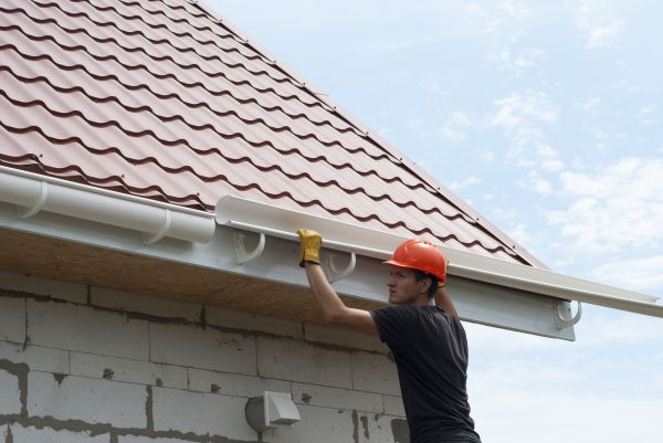 Rain Gutter Repair in Miami Beach