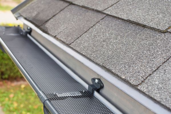 Covered Gutter Installation in Miami Beach
