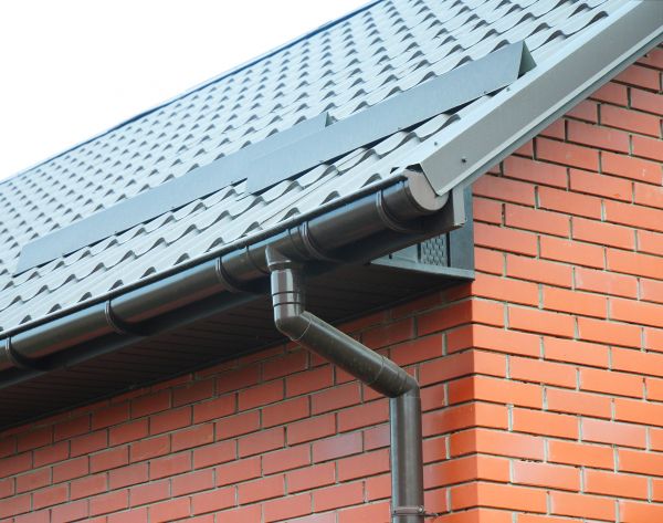 Roof Downspout Replacement in Miami Beach