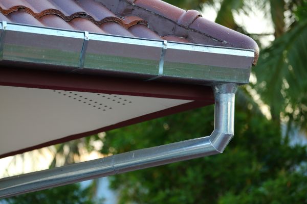 Metal Gutter Repair in Miami Beach