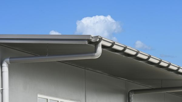 Eavestrough Service in Miami Beach